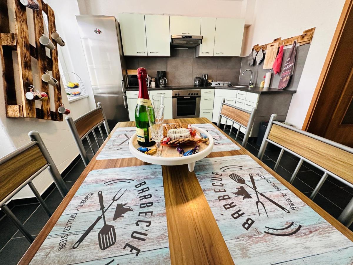 Gemuetliche Wohnung In Gruenhainichen Erzgebirge Grunhainichen Bagian luar foto