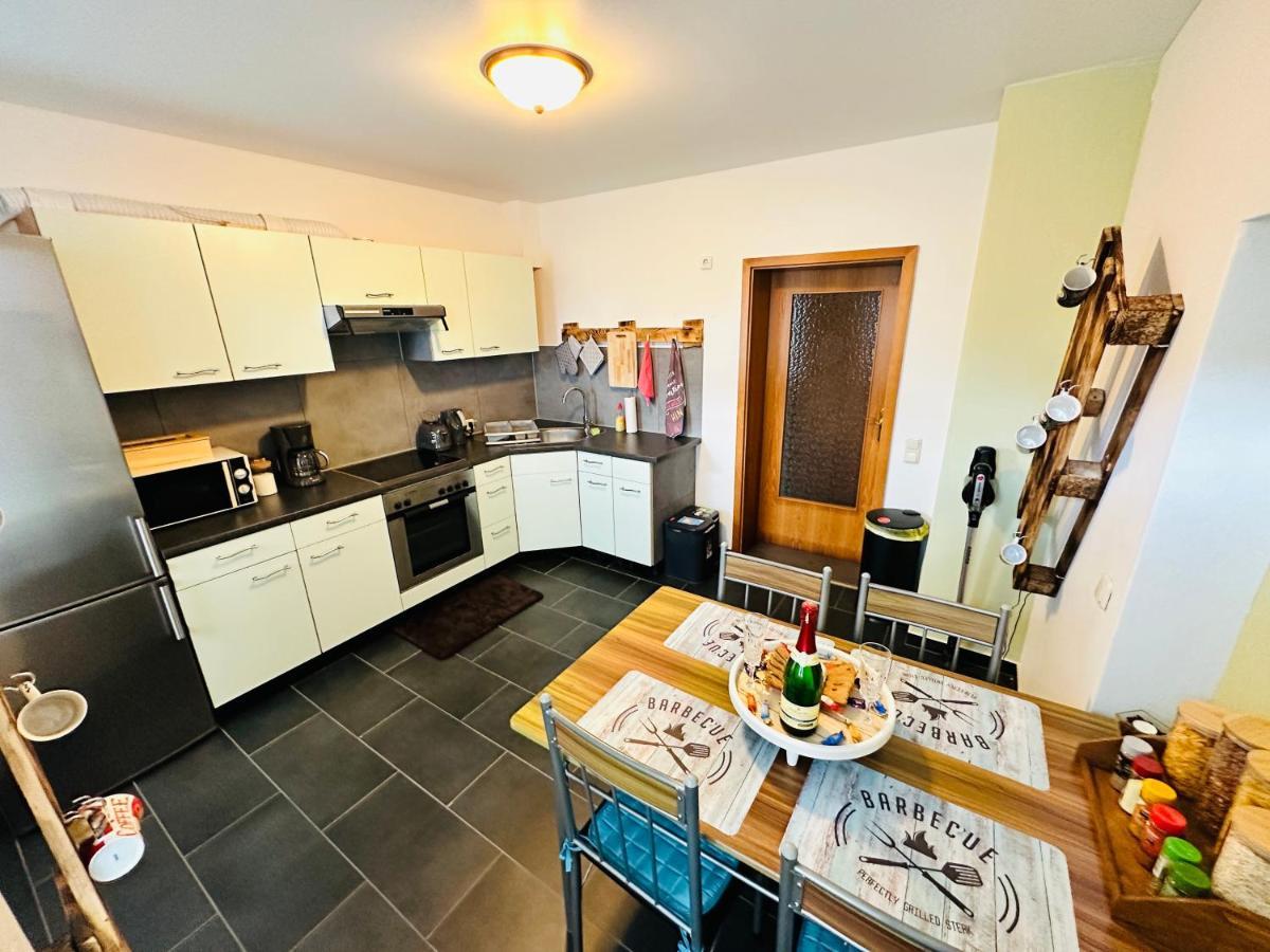 Gemuetliche Wohnung In Gruenhainichen Erzgebirge Grunhainichen Bagian luar foto