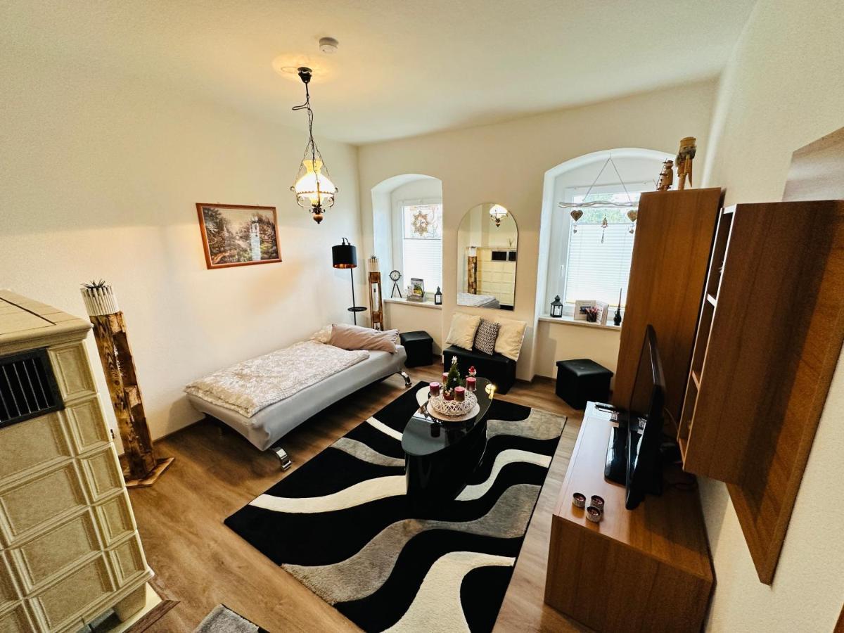 Gemuetliche Wohnung In Gruenhainichen Erzgebirge Grunhainichen Bagian luar foto