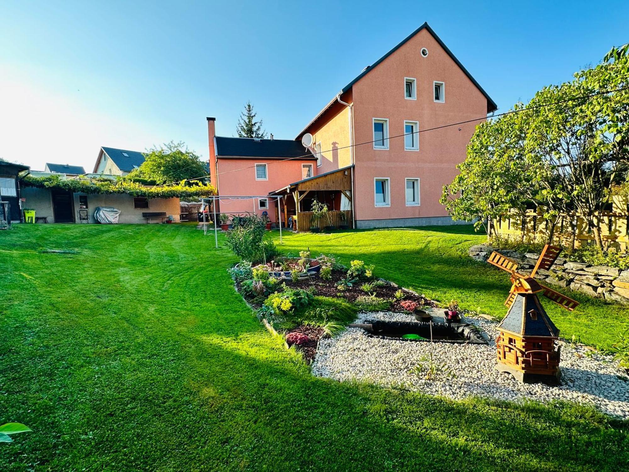 Gemuetliche Wohnung In Gruenhainichen Erzgebirge Grunhainichen Bagian luar foto