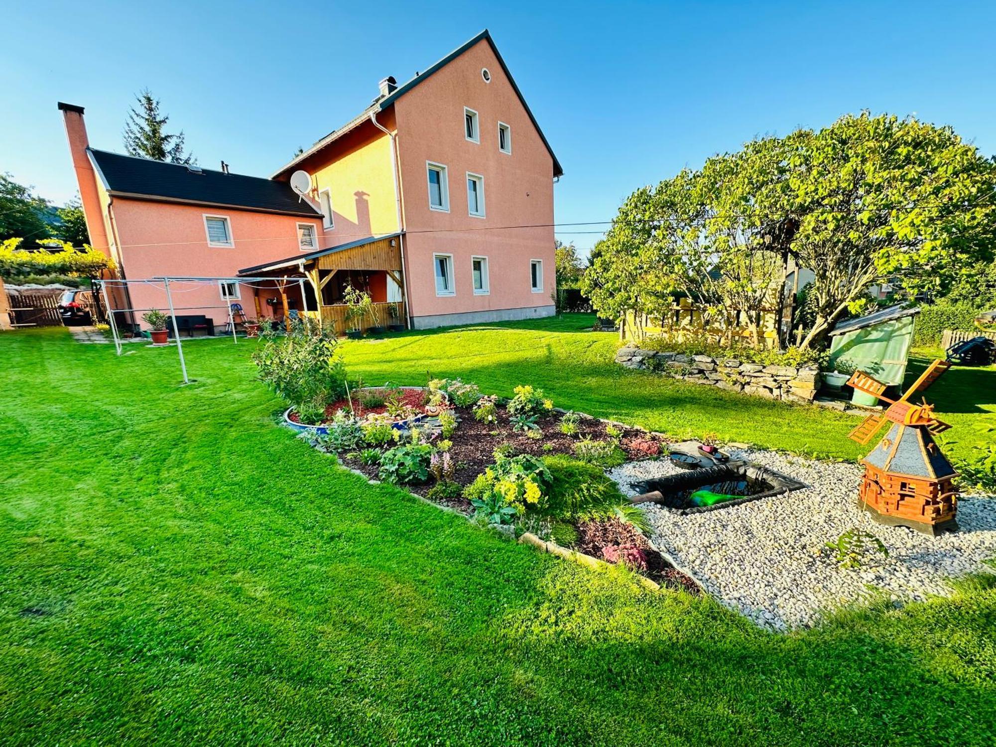 Gemuetliche Wohnung In Gruenhainichen Erzgebirge Grunhainichen Bagian luar foto